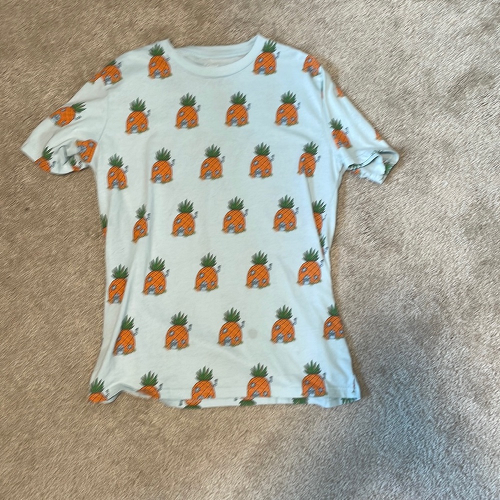 spongebob house t-shirt